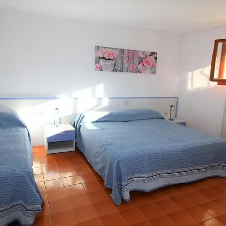 Διαμέρισμα Ground-floor 350m From The